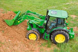 John Deere 5080R tractor series replaces the 5020 models - photo: John Deere