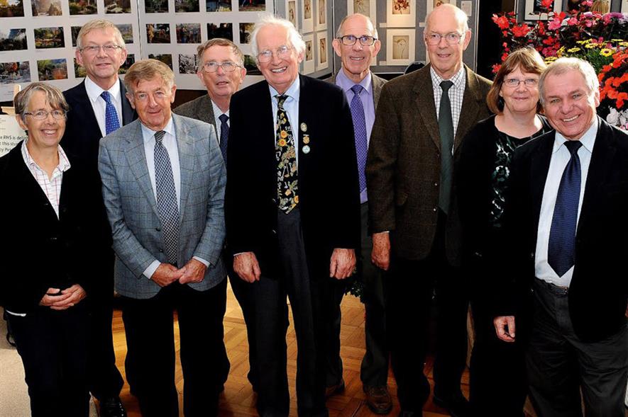 Seabrook (centre): joined by alumni at RHS Lawrence Hall in London