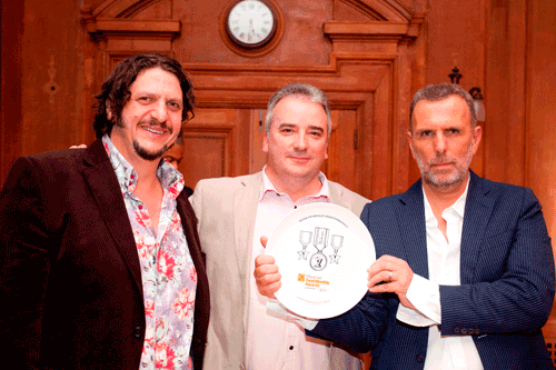 L - R: Food critic Jay Rayner, John Cooper from Weber, Allan Jenkins from Observer Food Monthly (Hugh Fearnley-Whittingstall couldn’t make it)- image: OFM