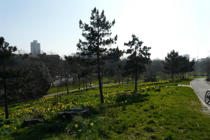 The incident took place at a playground in Mile End Park - credit: Flickr/Loz Pycock