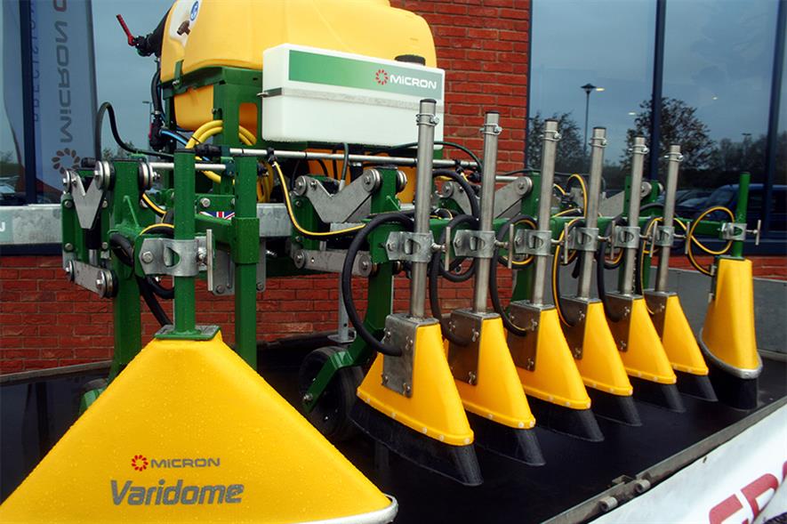 Micron Varidome: shields help keep spray off the crops - image: HW