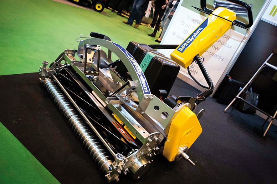 ATT INFiNiSystem 30in: unit powered by lithium battery or hybrid engine generator - images: HW