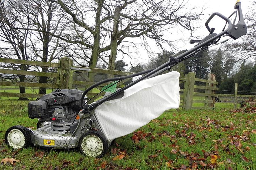 Lawnflite 448S JW pedestrian mower - image: HW