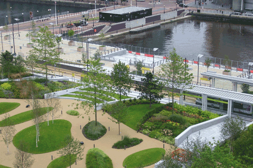 Broadway, Salford Quays, Manchester - image: BALI