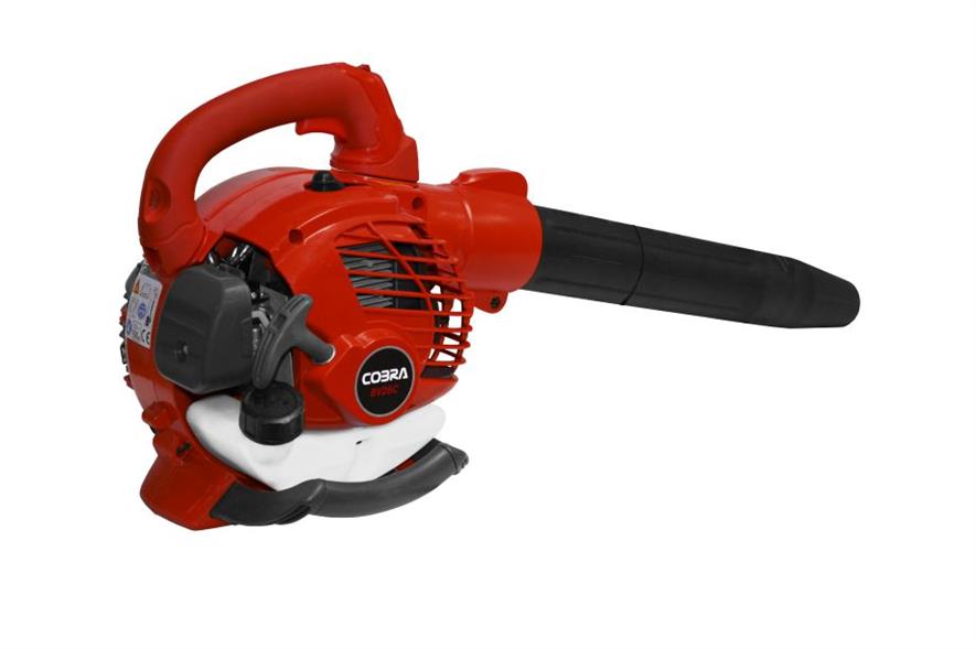 Cobra’s BV26C blower vac