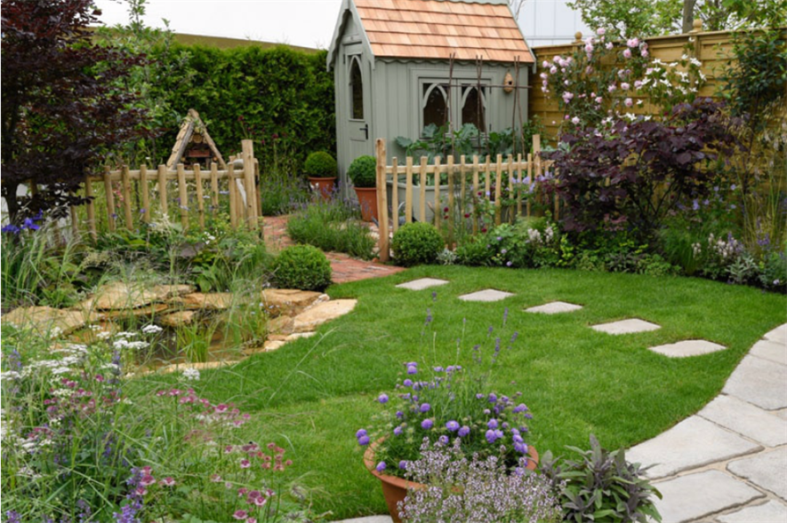 Claudia de Yong' Urban Nature garden. Image: BBC Gardener's World Live