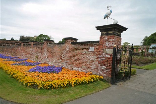 Thornes Park, Wakefield - image: English Heritage