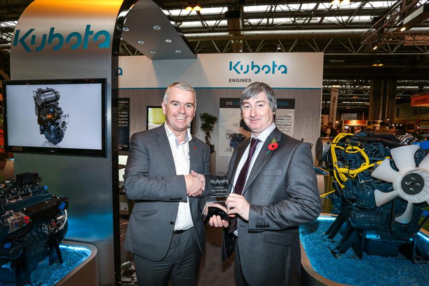 Dave Roberts, Kubota MD (left) with Bryco director Garry Snedker. Image: Supplied