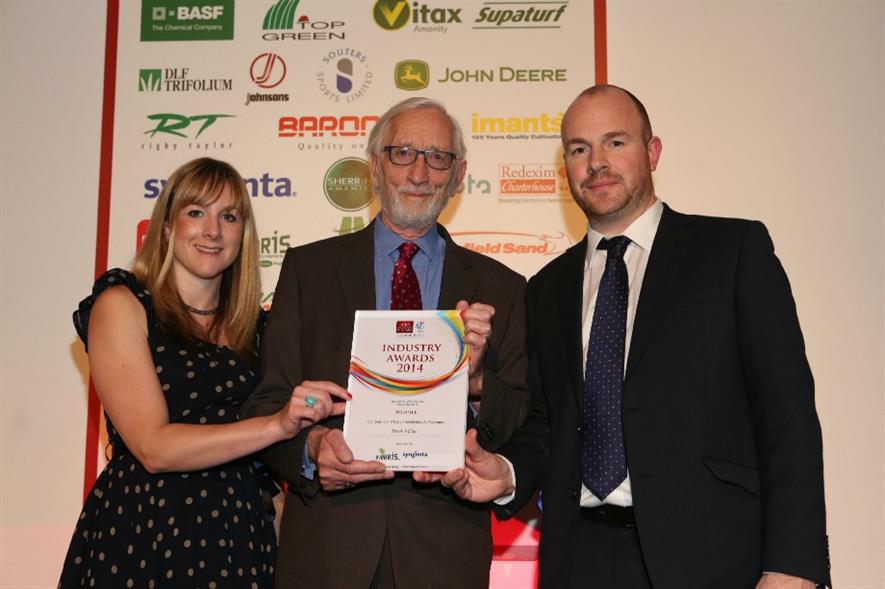 Derek Walder (centre) collects his award from Syngenta's Caroline Carroll and Ed Carter of Everris