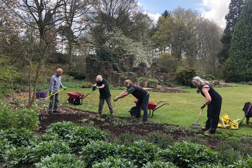 Volunteers praised for restoration Great Comp Garden during lockdown ...