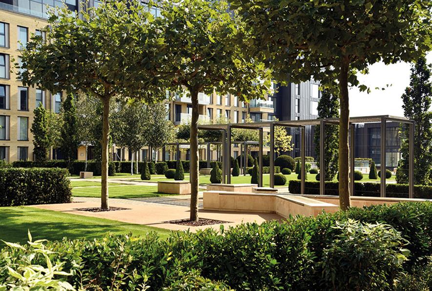 Elite Landscapes' Fulham Riverside - image: © Paul Scott