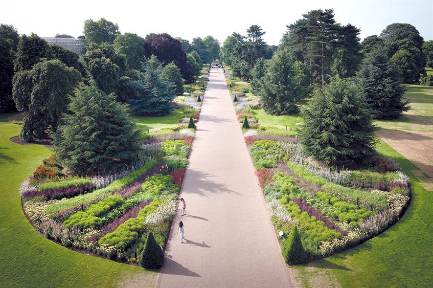 Great Broad Walk Borders on show at Kew HortWeek