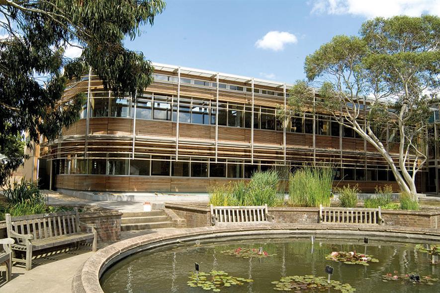 RBG Kew: annual report notes securing enough income to care for collections continues to be the major challenge