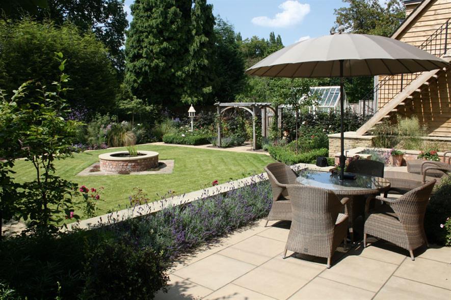 Domestic Garden Construction (cost £60K-£100K) - Designscape Private residence, Stafford ST17