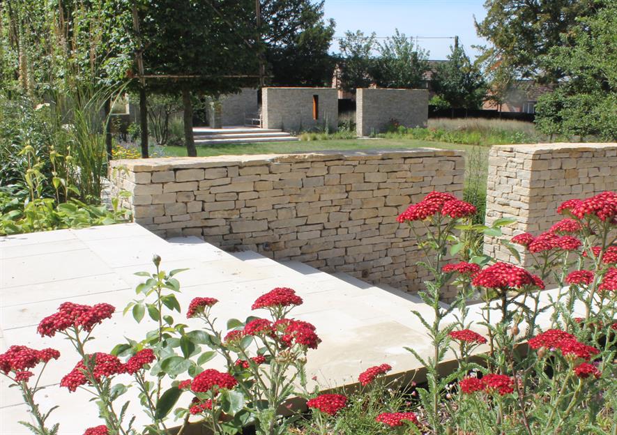 Private Garden in the Chilterns, Bowles & Wyer - BALI Grand Award Winner 2018