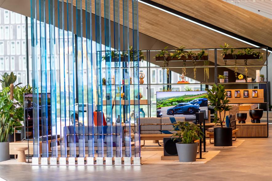Samsung KX hanging troughs and floor standing displays - credit: Samsung KX