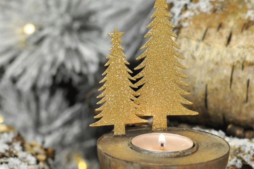 Snowlodge Christmas tree candle holder