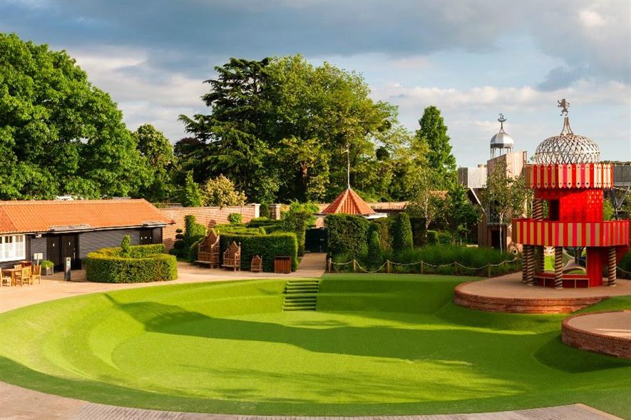 The Magic Garden at Hampton Court was designed by Robert Myers. Image: SGD