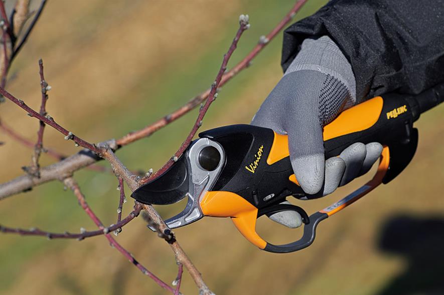 Pellenc Prunion and Vinion shears - image: Etesia UK