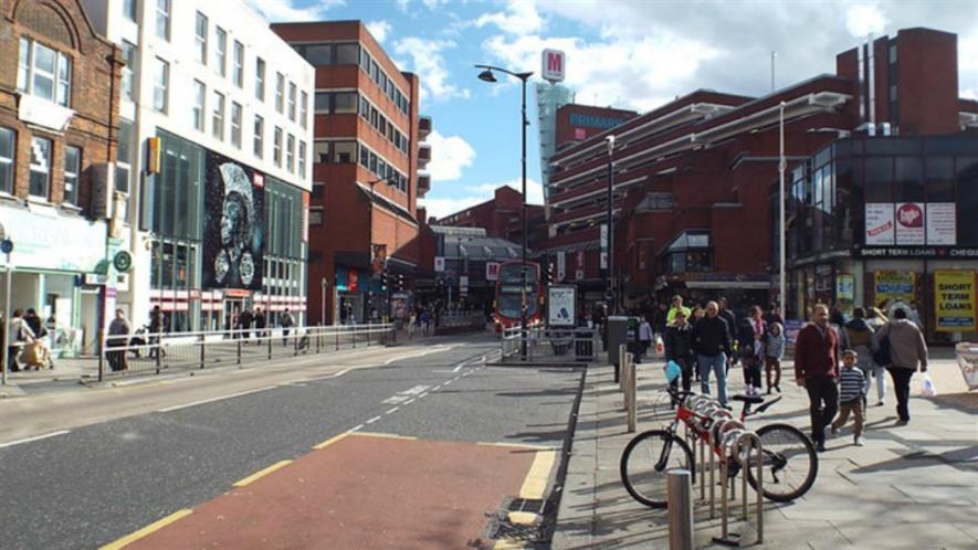 Wood Green High Road. Image © Malc McDonald (cc-by-sa/2.0)