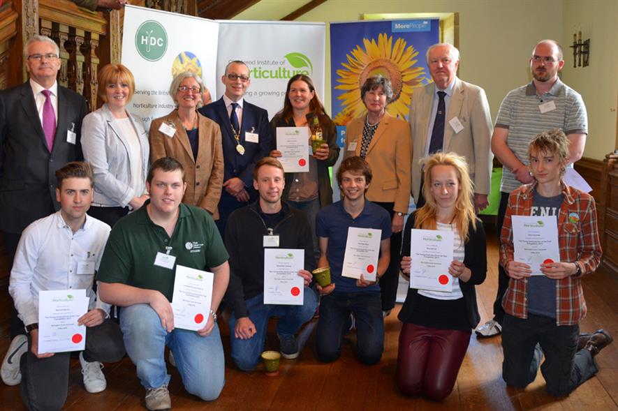Young Horticulturist of the Year 2015 finalists, sponsors, question master and CIH president