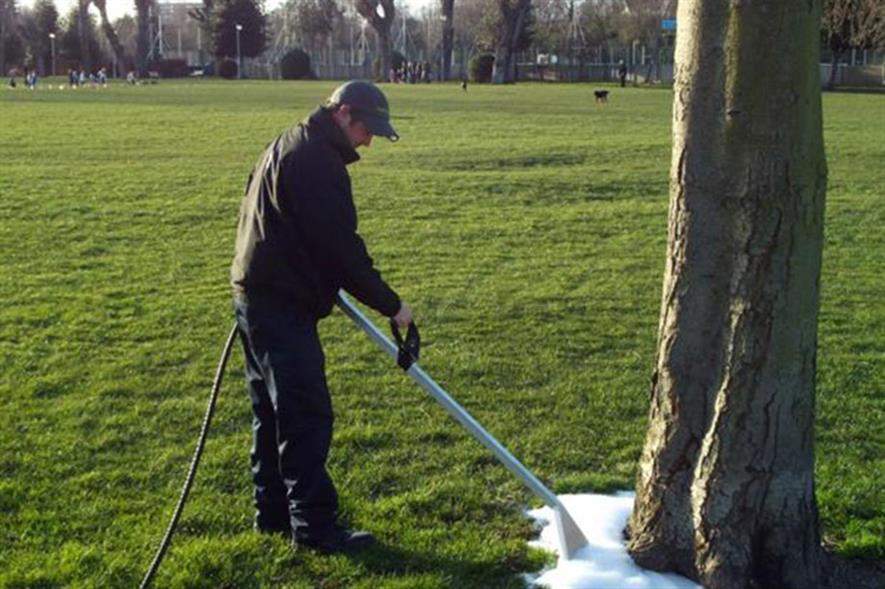 More councillors want non-chemical solutions such as Foamstream (pictured). Image: Weedingtech