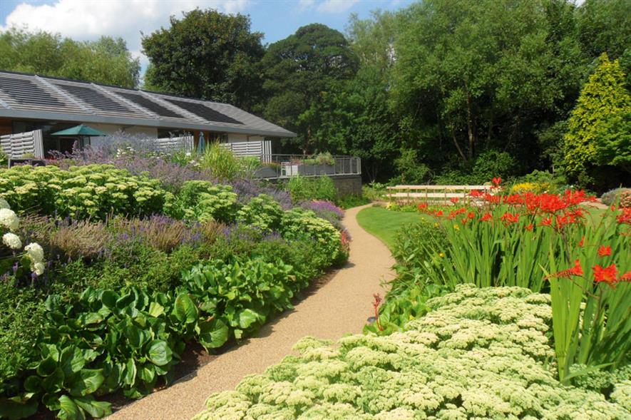 Community & Schools Development - Grace Landscapes Kirkwood Hospice, Huddersfield WF14