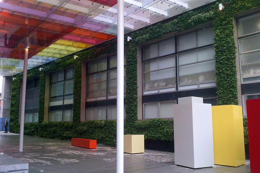 Best Innovation/Technology Used in a Landscape Scheme - Frosts Landscape Construction Frosts Vertical Module (FVM)