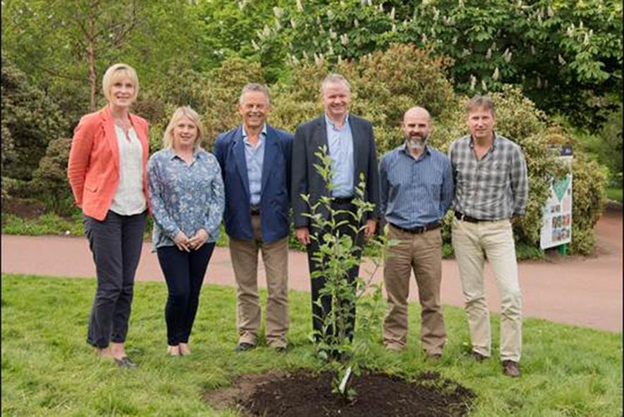 Prof Fiona Burnett (sector lead, agriculture), Sonia Humphris (centre manager), Prof Chris Quine (sector lead, forestry), Prof Gerry Sadler (Chief Plant Health Officer for Scotland), Prof Ian Toth (centre director) and Prof Pete Hollingsworth (secto