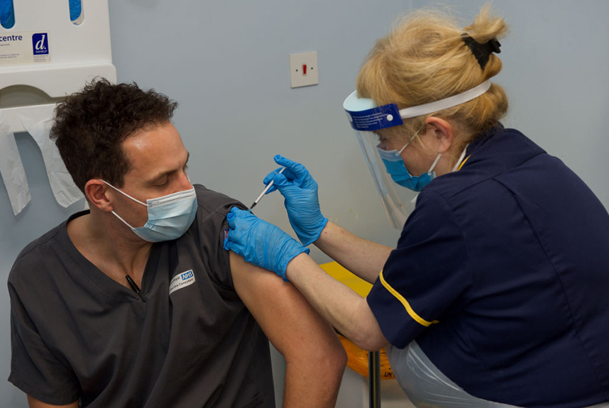 Staff vaccination (Picture: Getty Images)