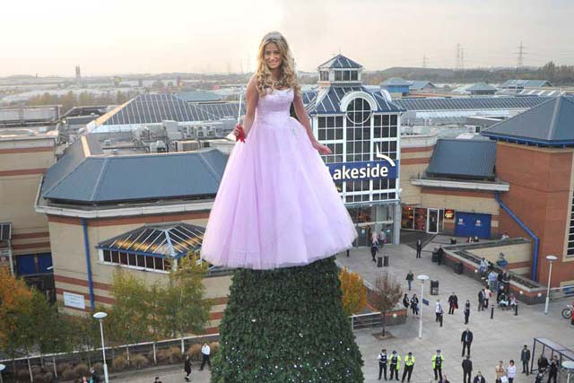 Live PR Event Award winner: Lakeside Shopping Centre ‘Lakeside’s Living Christmas Fairy’ with Clairon Communications