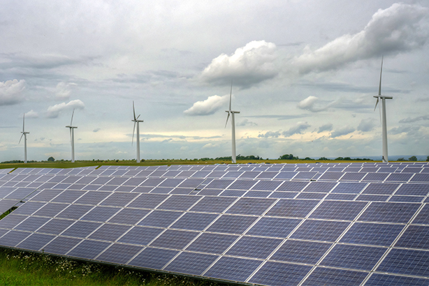 The Government's Green GB Week campaign will promote the benefits of the low-carbon economy (Pic: Westmill Solar and Wind Farm Matthew Margot/Getty Images)