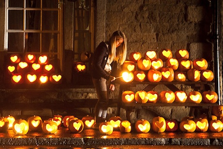 Pumpkins with heart: activity in the village of Hope in Derbyshire