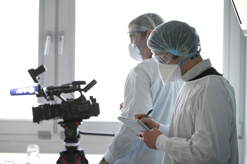 Make sure you have your experts lined up to talk to journalists, the guide warns
