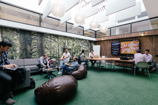 An inside look at WeWork's West Broadway Lounge. Image via WeWork