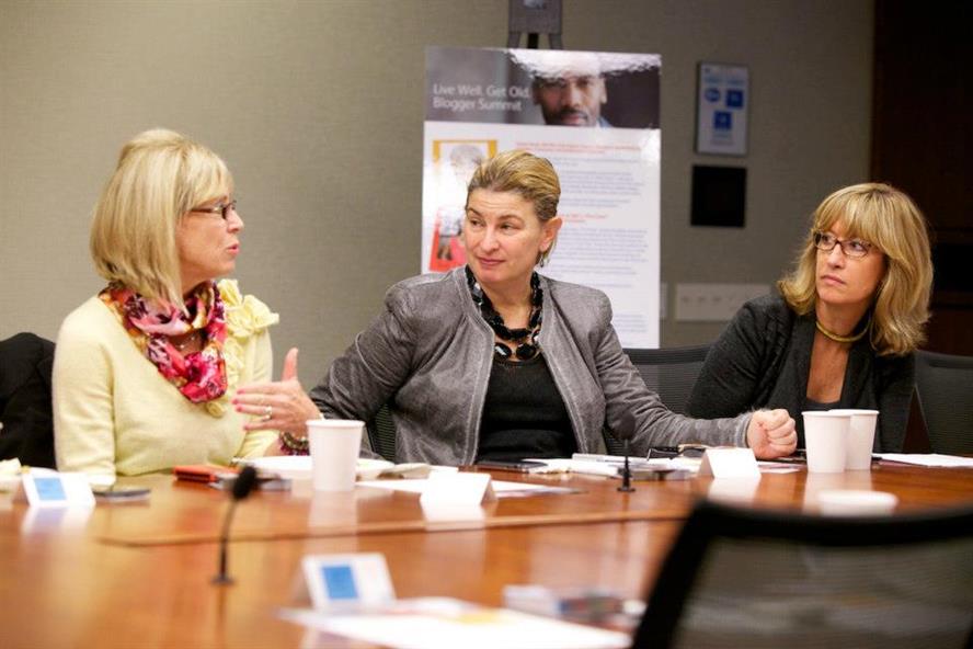  Sally Susman, EVP of corporate affairs at Pfizer, meets with bloggers to discuss longevity and aging well.