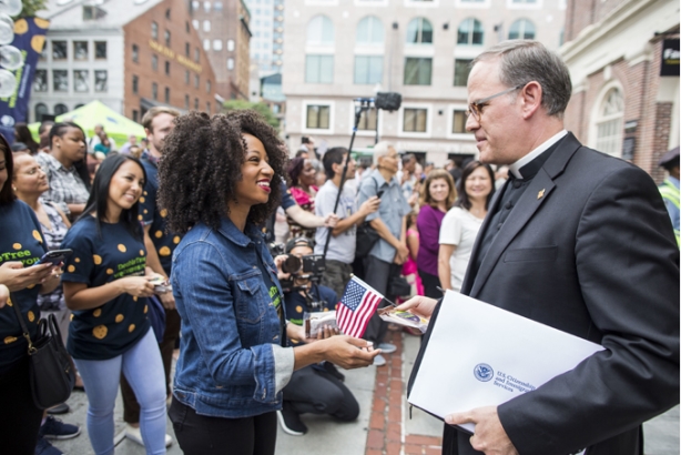 DoubleTree and actress Monique Coleman welcome a newly naturalized U.S. citizen.