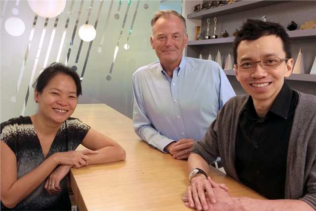 Valerie Cheng (left), Peter Womersley and Victor Ng