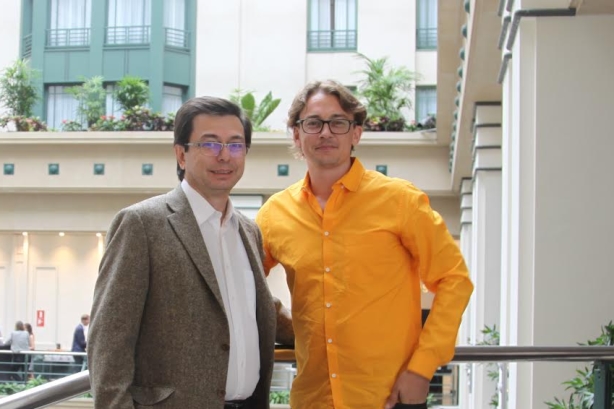 L-R: Vianews' Pedro Cadina and Hotwire's Brendon Craigie