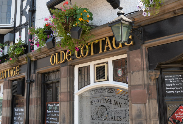 Chester's Olde Cottage Inn, an Admiral pub
