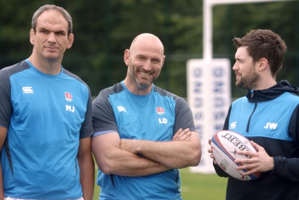 #SamsungRugby: Martin Johnson is unimpressed by Jack Whitehall's attempts to bond 