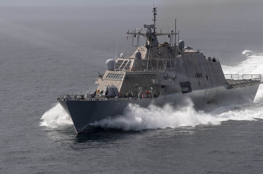 The Freedom-variant littoral combat ship USS Detroit conducts high-speed operations (US Navy photo by Mass Communication Specialist 2nd Class Devin Bowser)
