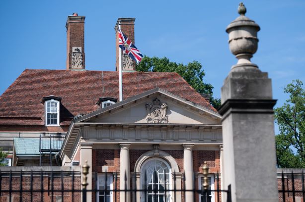 after-trump-row-british-embassy-in-dc-seeks-comms-chief-pr-week