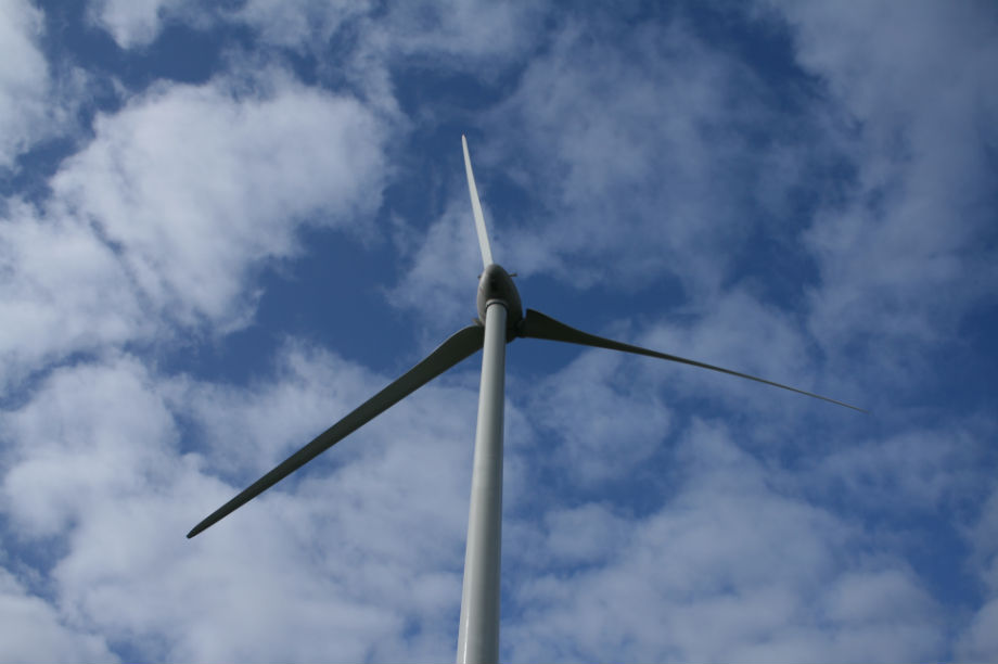 Wind farms: report shows those gaining permission are smaller