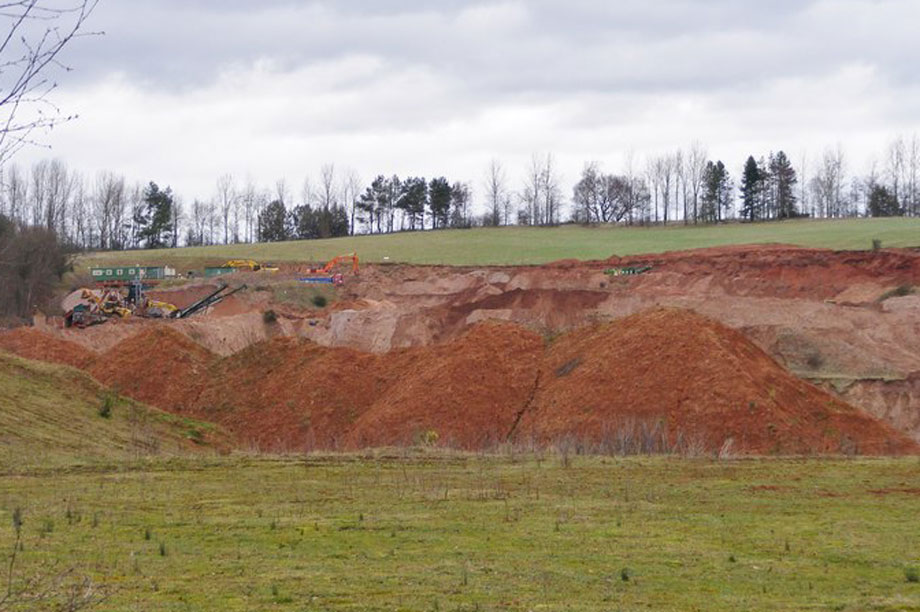 The existing quarry at Seisdon (pic: Gordon Griffiths via Geograph) 
