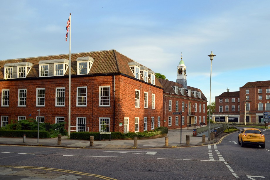 Welwyn Hatfield District Council offices. Image by Cmglee, Wikimedia