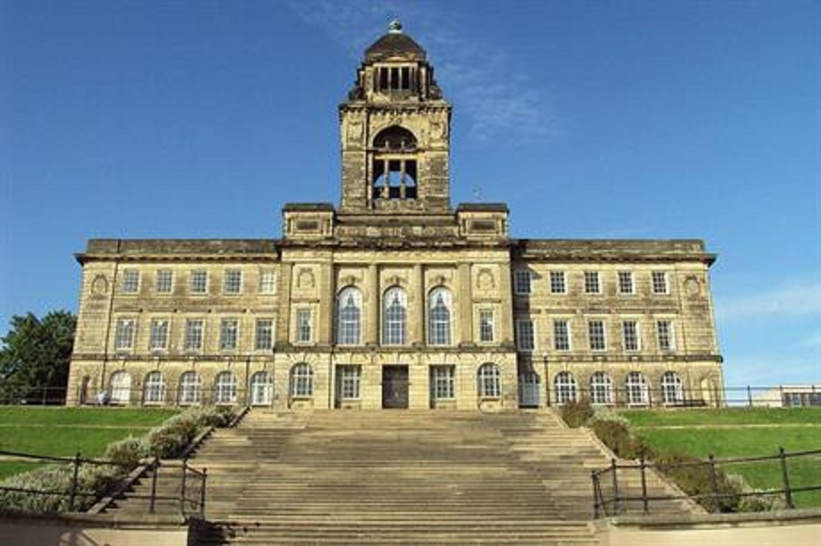 Wallasey Town Hall, Wirral Council's headquarters. Pic: Rept0n1x, Wikipedia