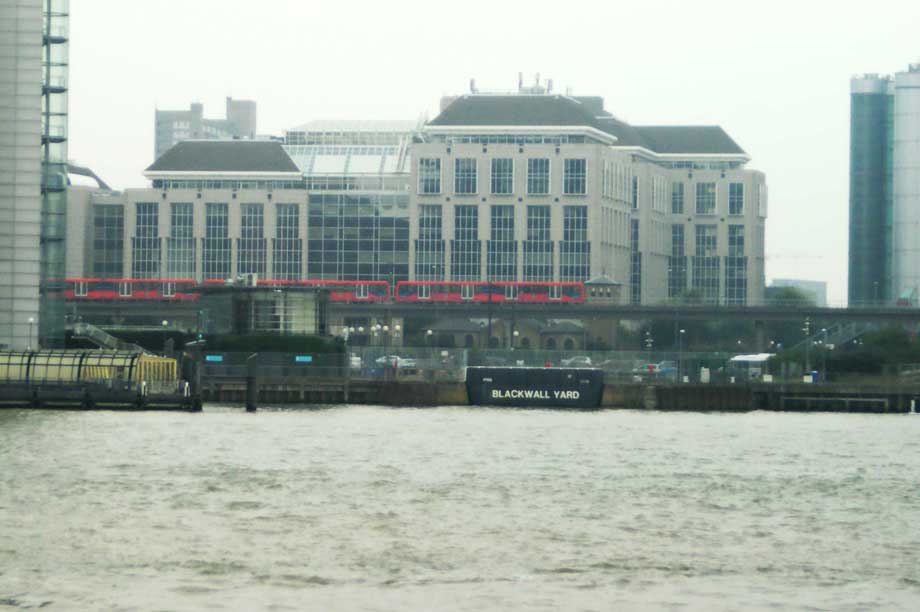The Blackwall Yard site viewed from the Thames (pic: cc-by-sa/2.0 - © Robert Lamb - geograph.org.uk/p/4154284)