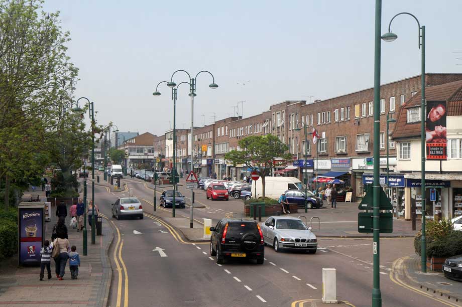 Borehamwood (pic: cc-by-sa/2.0 - © Martin Addison - geograph.org.uk/p/2374362)
