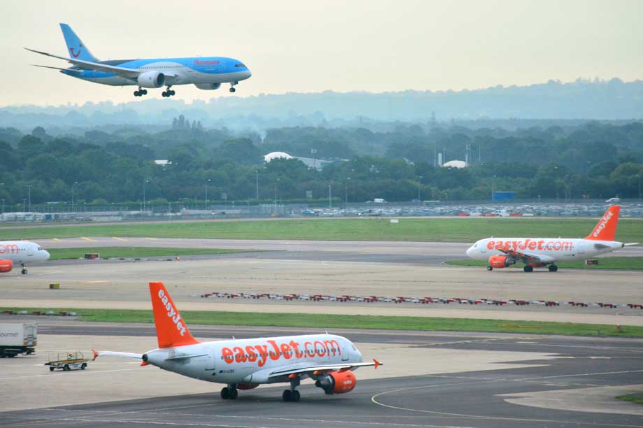Gatwick Airport (pic: Mike McBey, Flickr, CC BY 2.0)